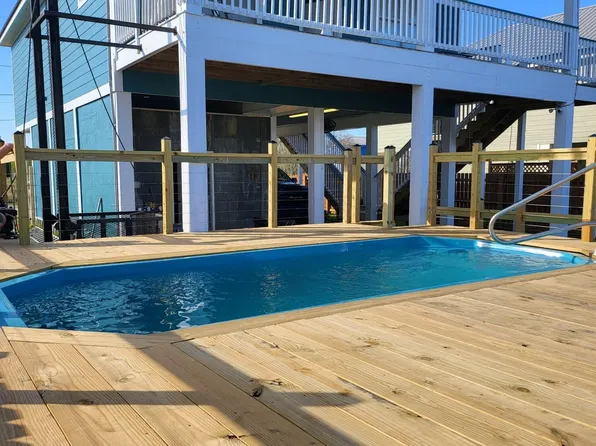 11094 Luzon St, Bay Saint Louis, MS 39520