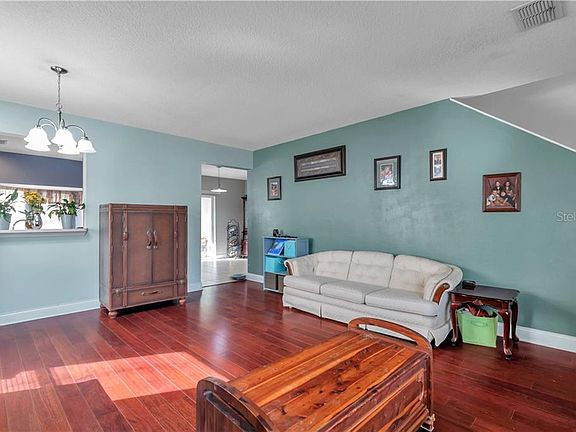 4th image of 24240 Denali Ct