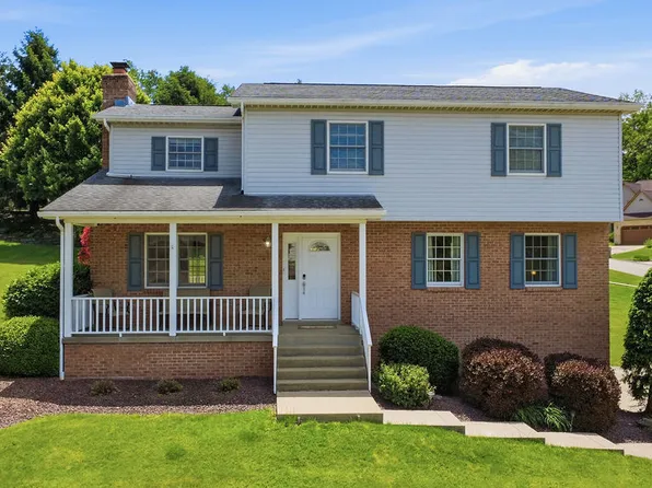 107 Rockland Dr, Pittsburgh, PA 15239