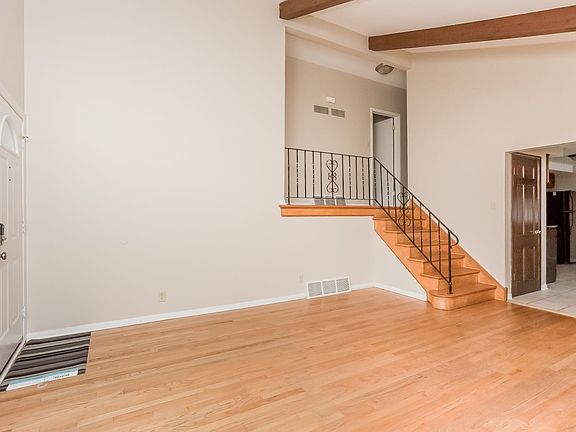 3rd image of 8032 Menard Ave