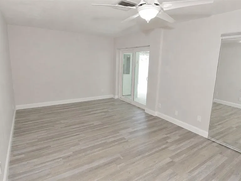 143 Boca Ciega Point Blvd N — Photo 18