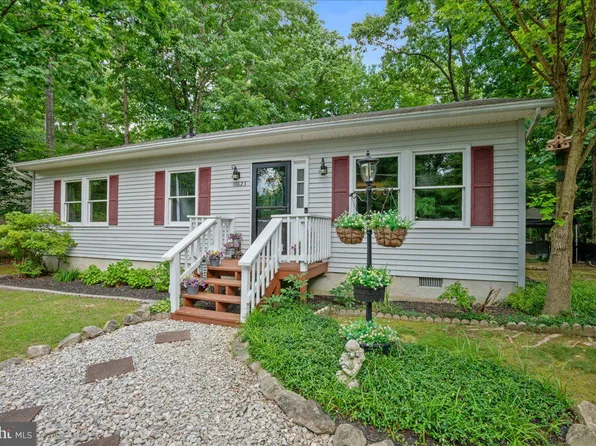 11623 Big Bear Ln, Lusby, MD 20657
