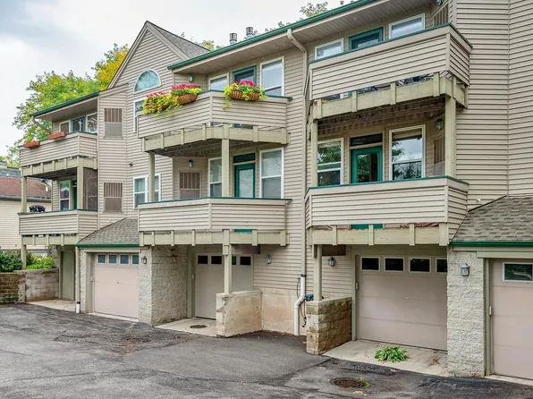 2424 South Wentworth AVENUE #8, Milwaukee, WI 53207