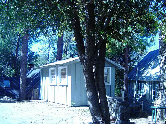 DETACHED WORK-SHOP OR ?
