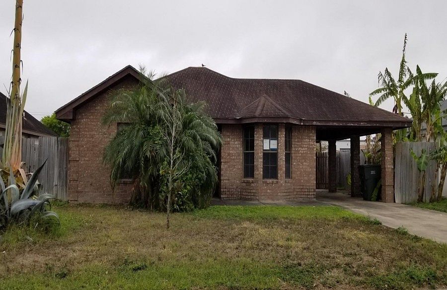 1st image of 2200 N Dos Arbolitos Ave