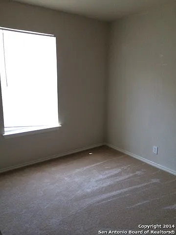 3 bed, 2.5 bath, 1457 sqft, $1,550 — Photo 3