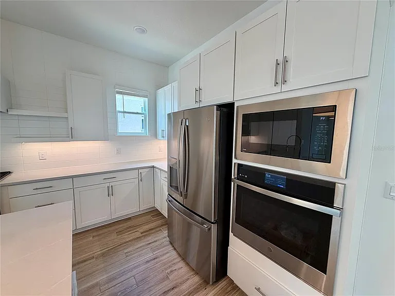 12438 Clear Sapphire Dr — Photo 11