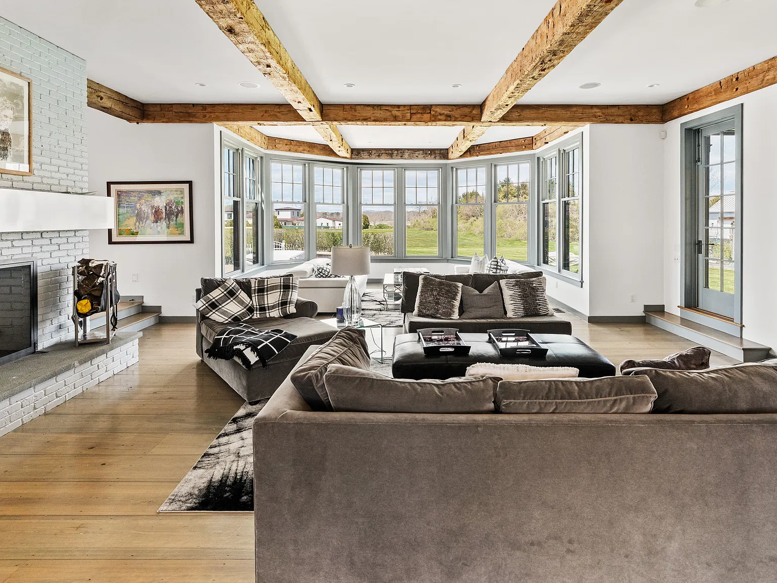 Magnificent Home in Sagaponack with Pool and Tennis! — Photo 4
