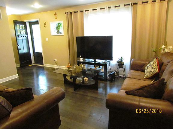 4th image of 8839 Robin Dr APT F