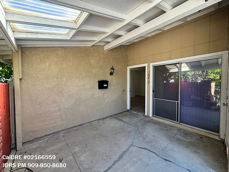 18417 Santar St — Photo 12