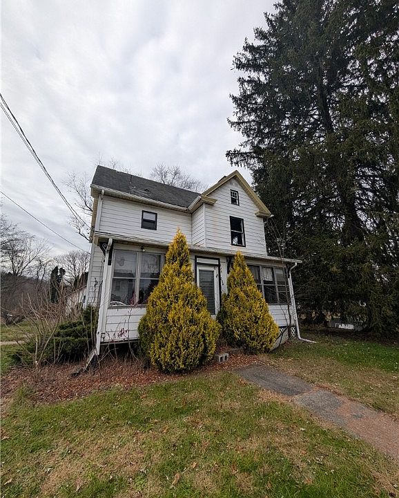 1st image of 294 Clay St