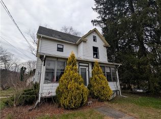 294 Clay St, Edinburg, PA 16116
