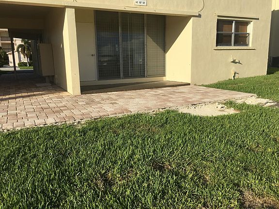5th image of 2748 NE 15th St #1