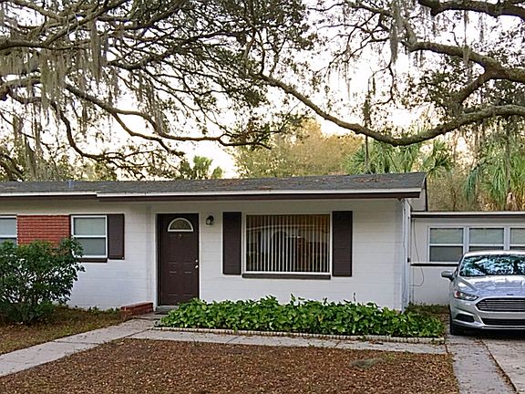 2nd image of 12407 Oakleaf Ave