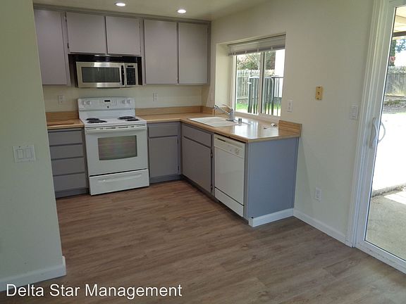 4th image of 5034 Surle Ct