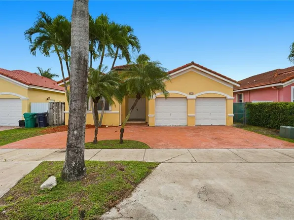 1067 NW 135th Ct, Miami, FL 33182