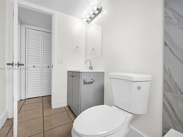 861 SW 74th Ter #102D — Photo 21