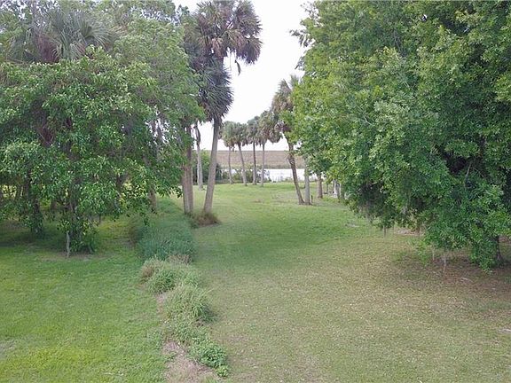 4th image of 9970 Highway 441 SE