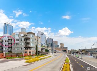 1900 Alaskan Way APT 404, Seattle, WA 98101