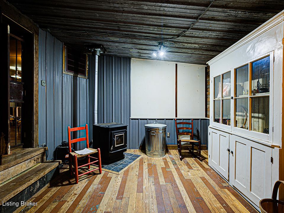 1st image of 730 Thomason Cemetery Rd