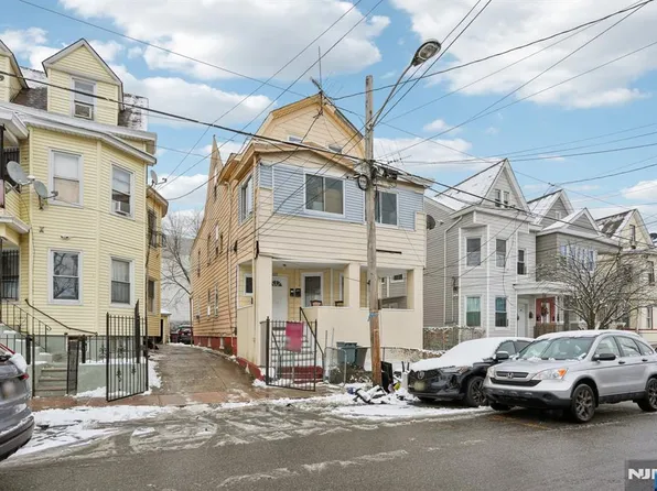 599 E 23rd St, Paterson, NJ 07514