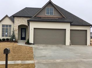 3816 W Van Buren St, Broken Arrow, OK 74011