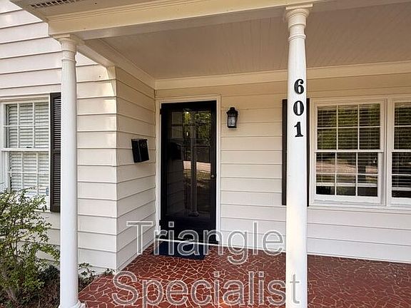 2nd image of 601 Dixie Trl