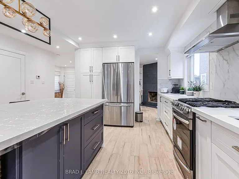 54 Campbell Ave #2 — Photo 12