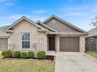 2645 Symphony Park Dr, Bryan, TX 77802