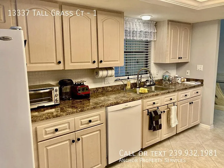 13337 Tall Grass Ct #1 — Photo 7