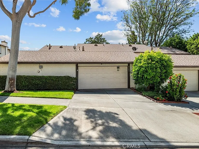 4683 Maxwell Ct — Photo 10