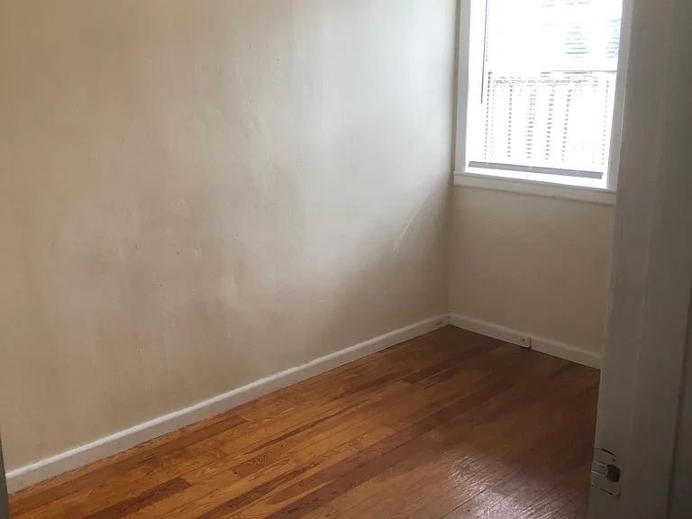 746 Park Hill Ave — Photo 8
