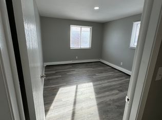 Oakwood Apartments, Kenosha, WI 53144