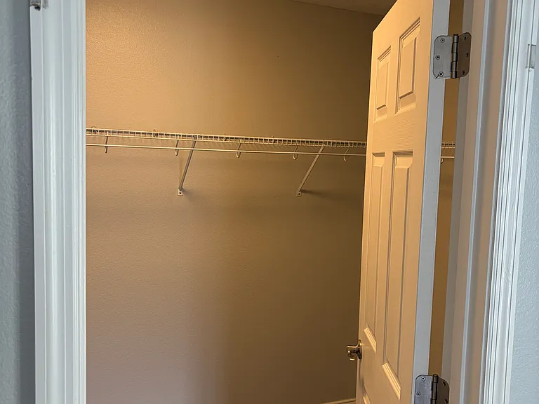 Walk in closet