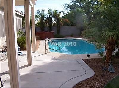3rd image of 809 Bear Gulch Ct