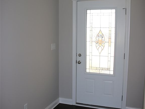 3rd image of 346 Paige Ave