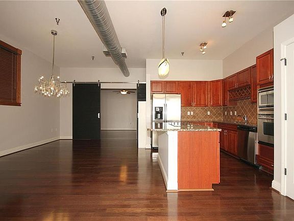 3rd image of 612 Central 403 St #403
