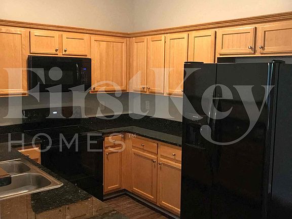 3rd image of 5048 Pioneer Pkwy