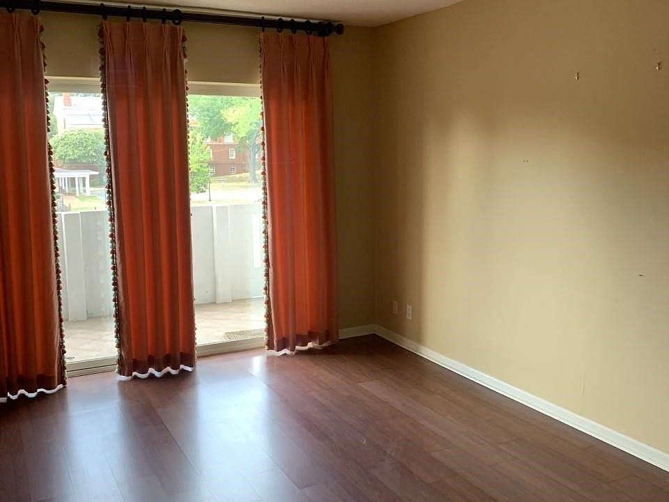 2nd image of 1960 N Parkway Ave #207