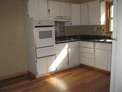 3rd image of 223 N Quincy Ave