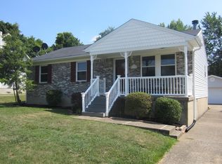 9818 Stanalouise Dr, Louisville, KY 40291
