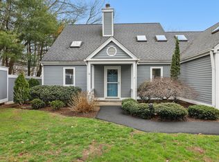 18 Centre Village Dr #18, Madison, CT 06443