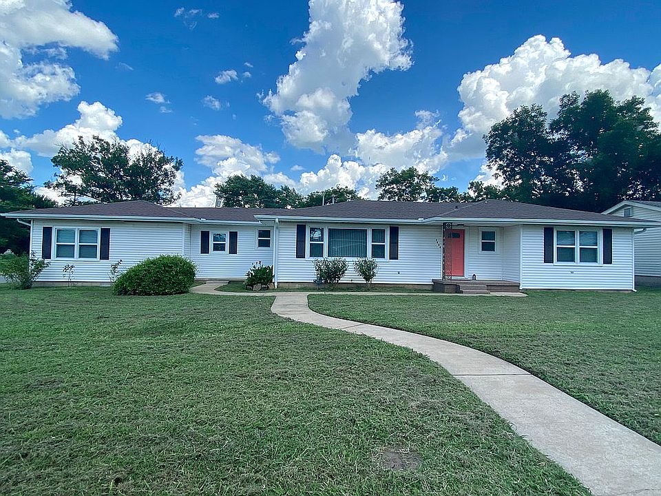 FRONT VIEW OF HOME~ VIEW 1