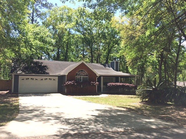 1st image of 8675 Oak Forest Trl