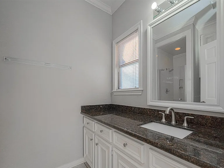 15714 Sylvan Lake Dr — Photo 20