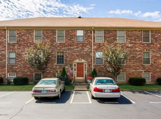 1008 Lake Way APT D3, Louisville, KY 40222