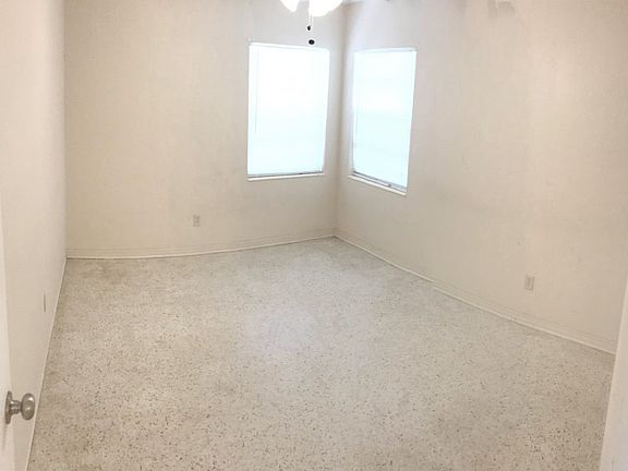 4th image of 1247 22nd Ave S