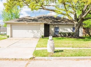 2810 Fir Crest Ct, Stafford, TX 77477