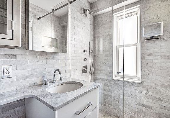5th image of 101 W 12th St APT 18P