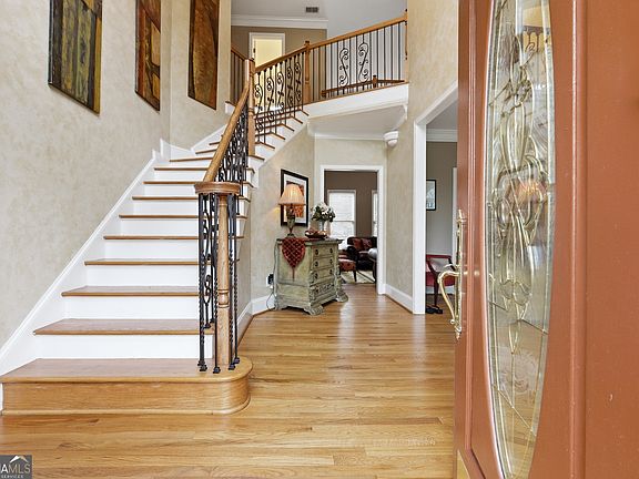 3rd image of 4907 Bowerie Ct